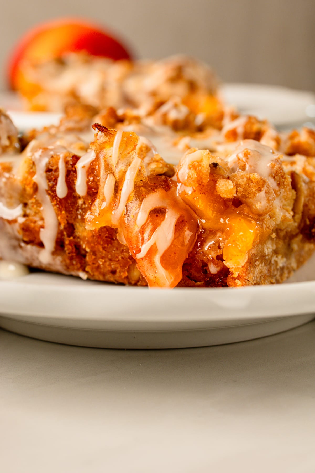 Bakery-Style Fresh Peach Crumble Bars