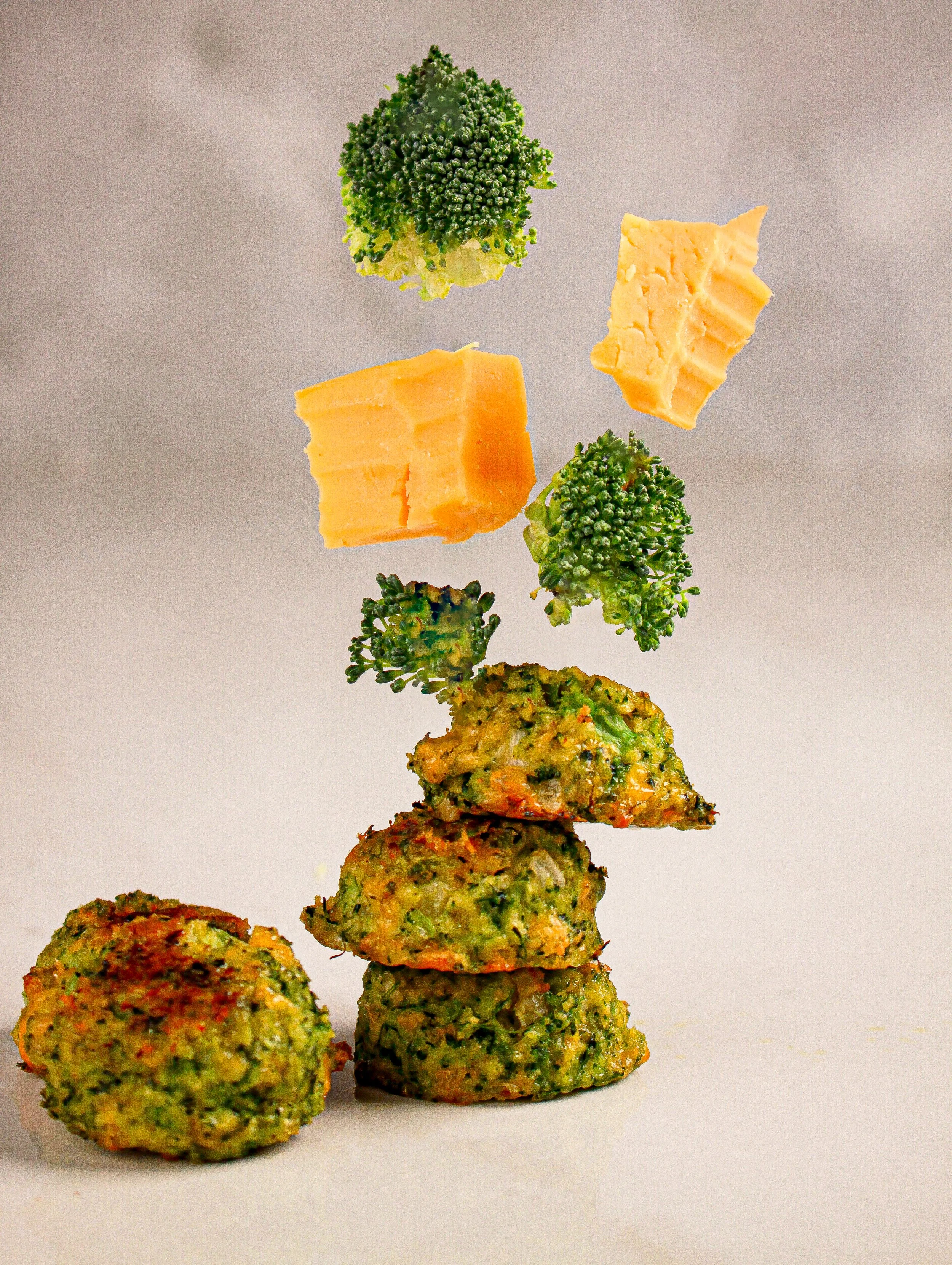 Baked broccoli cheddar snacks