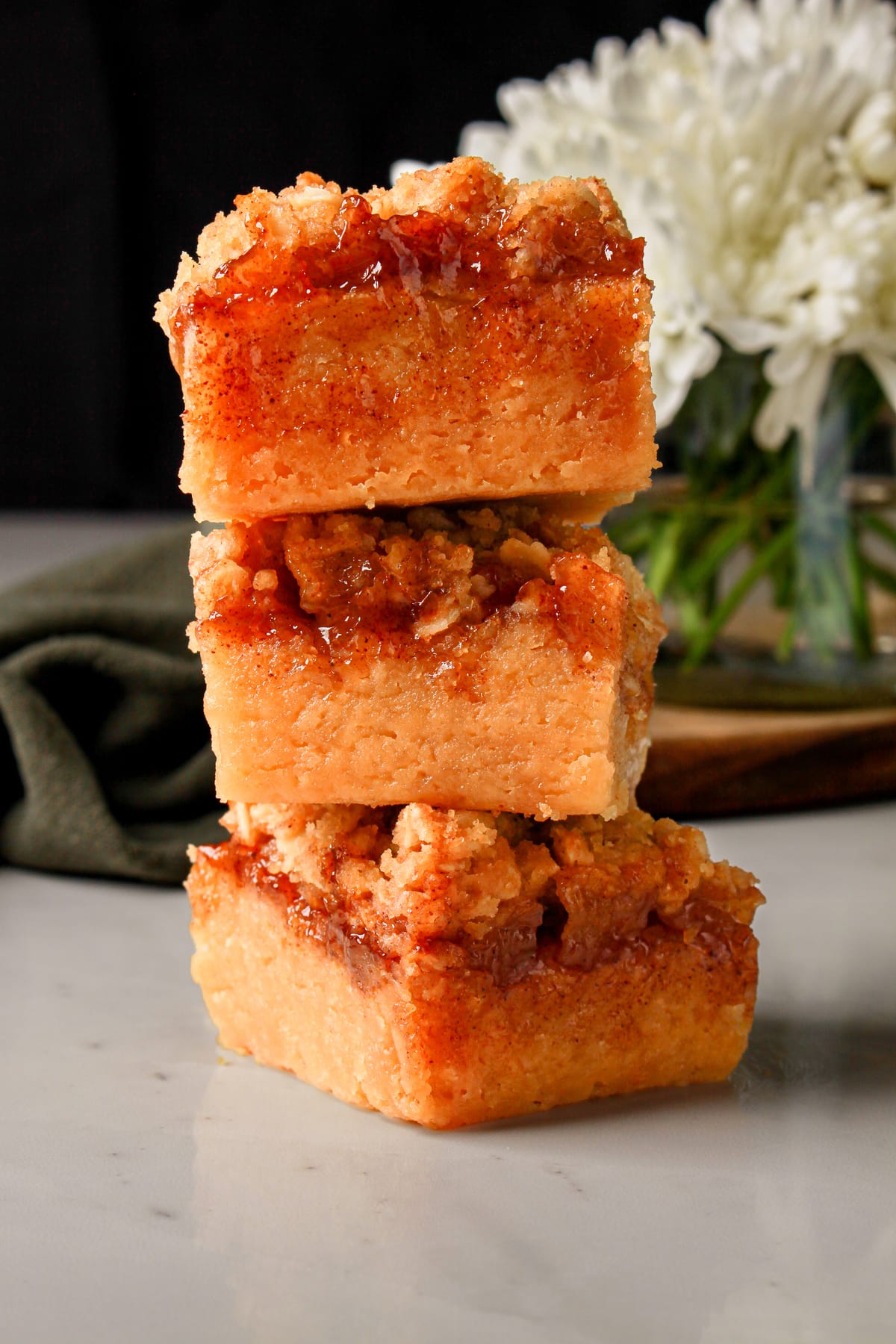 Apple Pie Crumble Squares