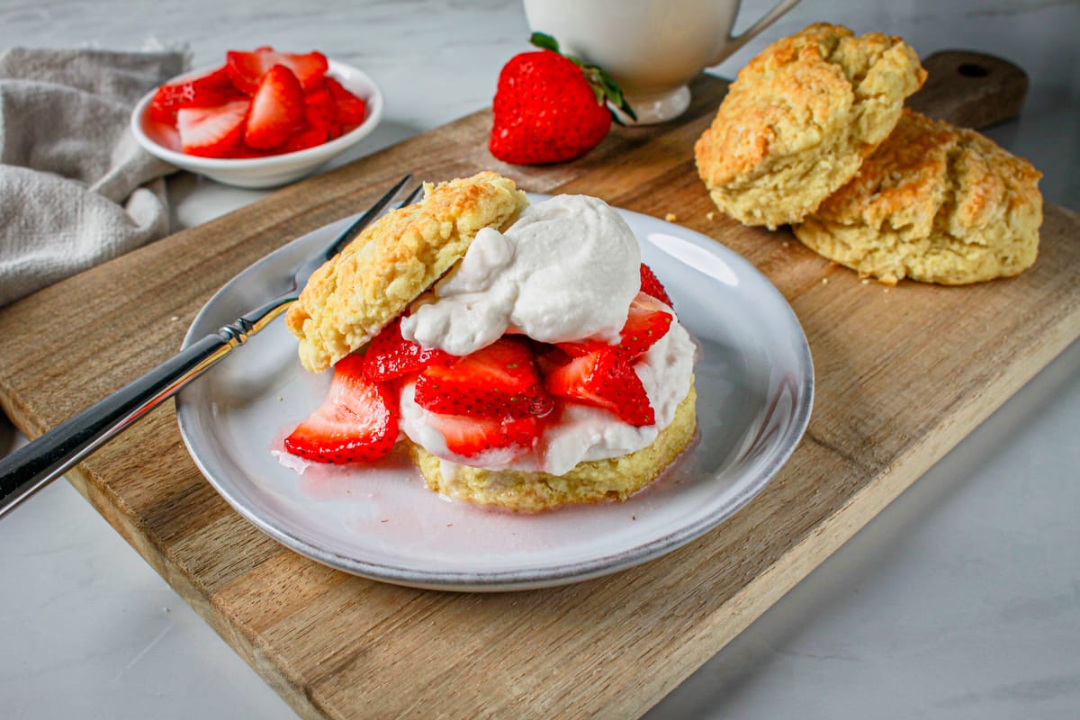 Lemon Strawberry Shortcake (Egg-Free, Dairy-Free, Nut-Free)