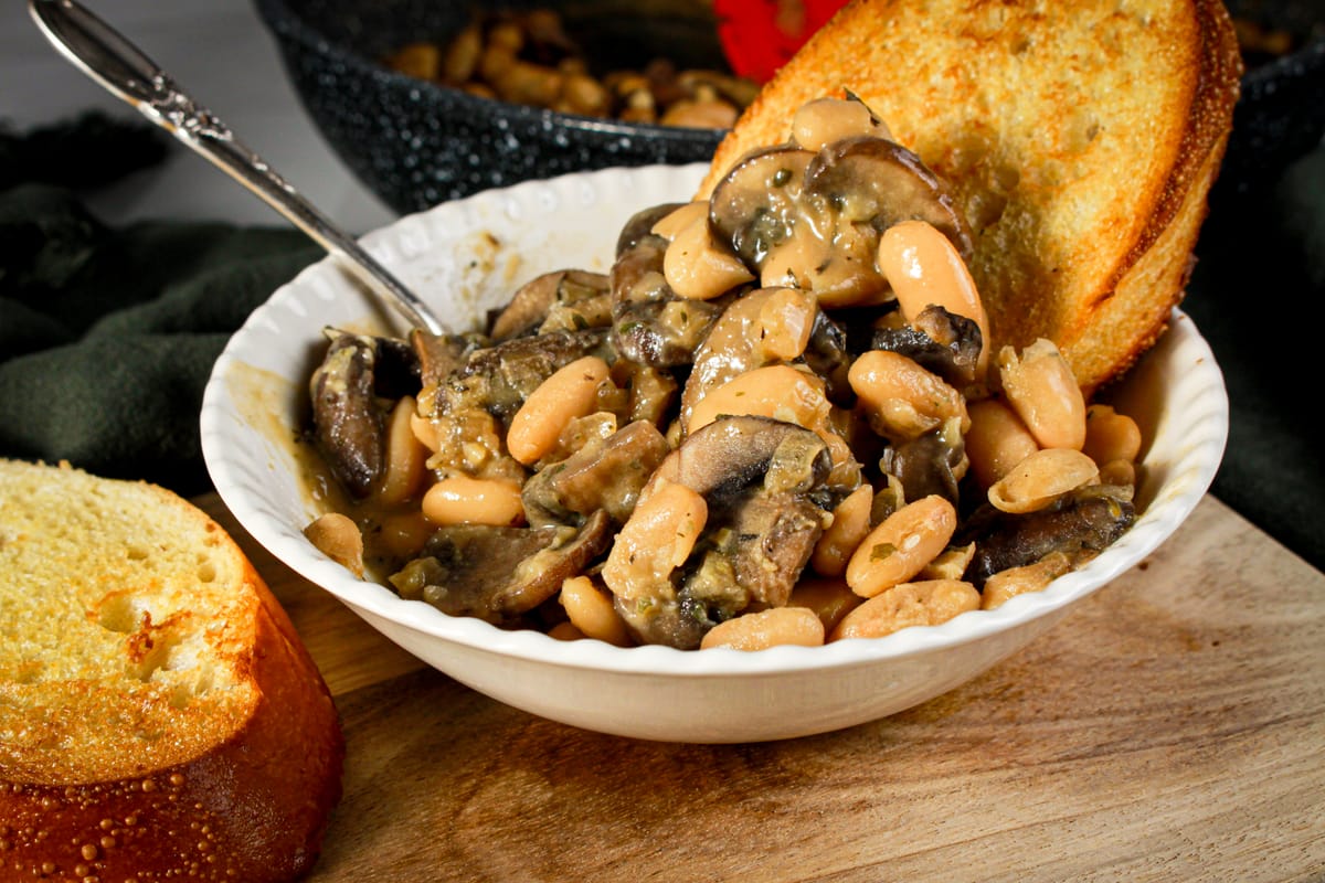 Creamy Herbed White Bean and Mushroom Skillet