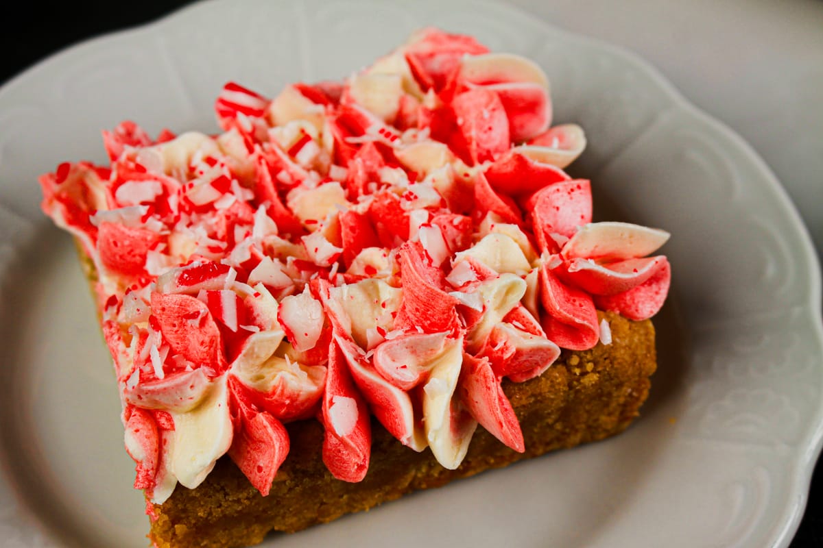 Peppermint Sugar Cookie Bars